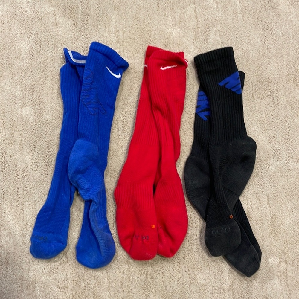 Nike athletic crew socks